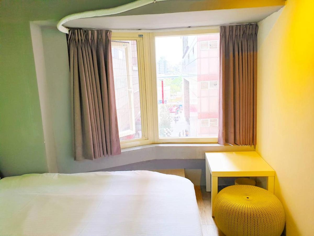 Here X There Hostel Taipei Main Station Экстерьер фото